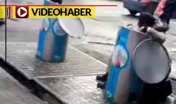 Çöp kutusunu deniz sandı... Uyuşturucu çıktı