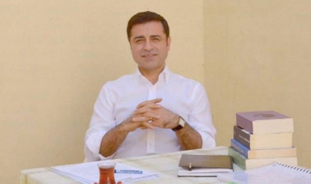 Demirtaş: Erdoğan rejimi sonrasında PKK'nin Türkiye'de tümüyle silah bırakması için elimizden geleni yapacağız ve mutlaka başaracağız