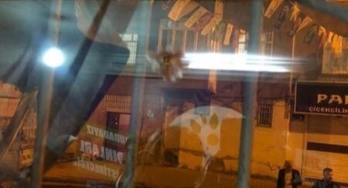 Diyarbakır Yeşil Sol seçim bürosuna silahlı saldırı iddiası