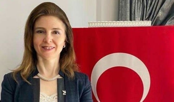 DSP Genel Başkan Yardımcısı Dilara Tambova istifa etti