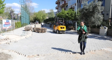 Efes Selçuk'ta yollar yenileniyor