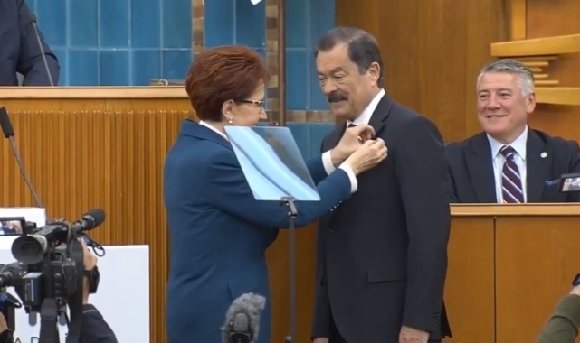 Eski Bakan Lütfullah Kayalar, İYİ Parti'ye katıldı