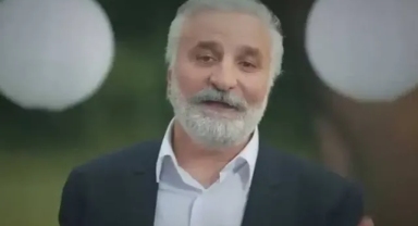 Hasan Kaçan'a 'seccade' tepkisi: İmar affının reklam yüzü sahalara dönmüş
