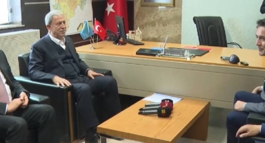 Hulusi Akar, CHP ve İYİ Parti'yi ziyaret etti: Her sonuca saygılıyız