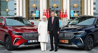 İlk TOGG Erdoğan'a teslim edildi: 'Tekerine taş değmesin'