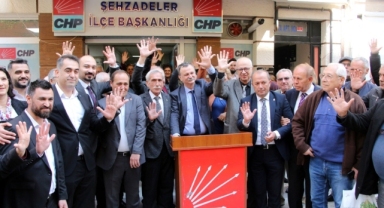 Kadim partili Semih Balaban’a Manisalı sahip çıkıyor