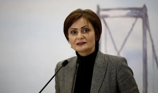 Kaftancıoğlu: CHP logolu sahte 'Apoyu çıkaracağız' broşürünü AK Parti gençlik kolları yöneticileri bastırmış