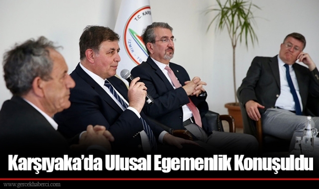 Karşıyaka’da Ulusal Egemenlik Konuşuldu