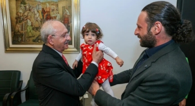 Kılıçdaroğlu, torunlarıyla bir araya geldi