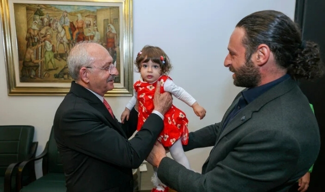 Kılıçdaroğlu, torunlarıyla bir araya geldi
