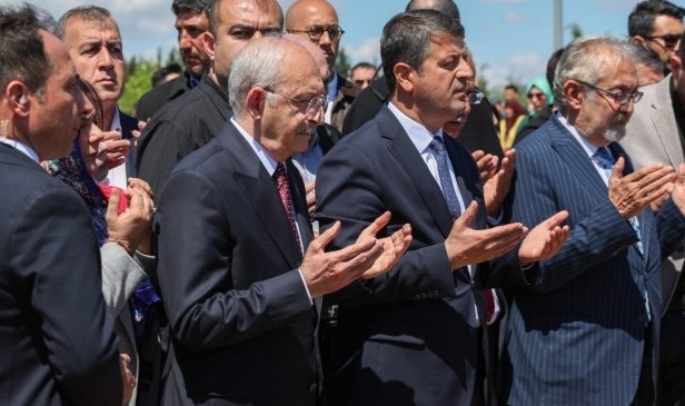 Özgür Özel: "7-8 kişi tarafından takip ediliyorduk"