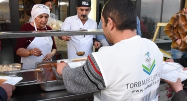 Torbalı'dan dayanışma iftarı