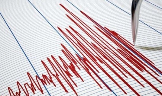 Adana'da 4,9 büyüklüğünde deprem