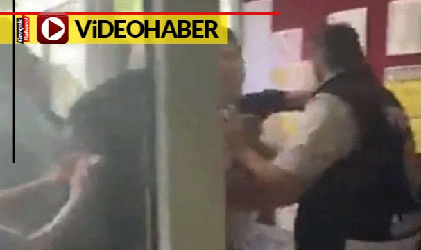 AK Partililer Sandık Başında Polisi Yumrukladı