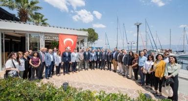 Başkan Soyer partilerin İzmir İl Başkanları ile buluştu: "Birbirimizin gücüne güç katmak mecburiyetindeyiz"