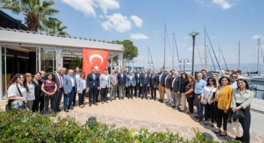 Başkan Soyer partilerin İzmir İl Başkanları ile buluştu: "Birbirimizin gücüne güç katmak mecburiyetindeyiz"