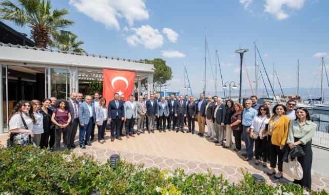 Başkan Soyer partilerin İzmir İl Başkanları ile buluştu: "Birbirimizin gücüne güç katmak mecburiyetindeyiz"
