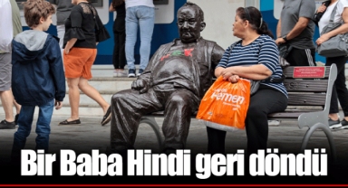 Bir Baba Hindi geri döndü