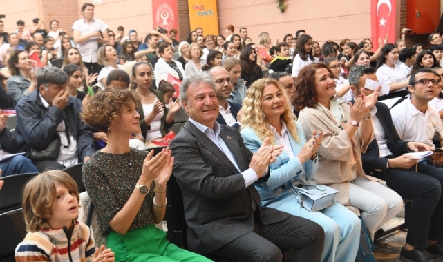 Bornova’nın çocukları 19 Mayıs için çaldı
