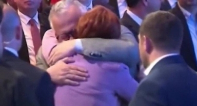 Celal Şengör, Akşener'e sarılıp ağladı