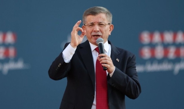 Davutoğlu: YSK ile ilgili ortaya saçılan iddialar çok vahim