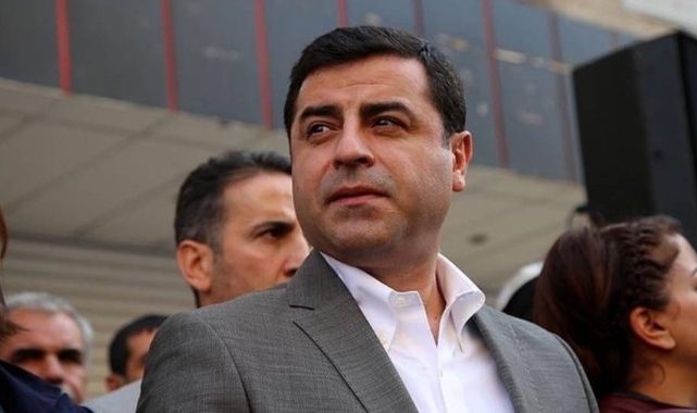 Demirtaş'tan çağrı: Hiçbir gerekçeniz yoksa bile hatırım için sandığa gidin