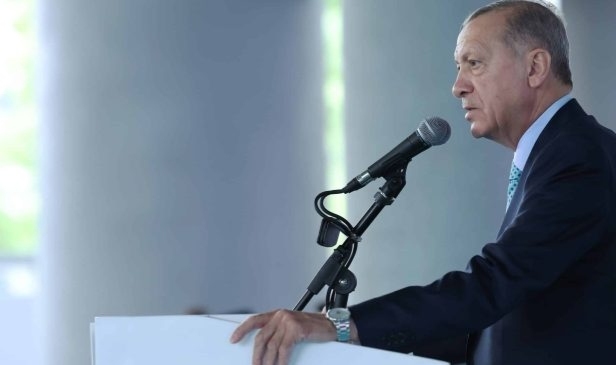 Erdoğan: "Gençlerin hayat tarzına ve düşüncelerine müdahale etmedik"