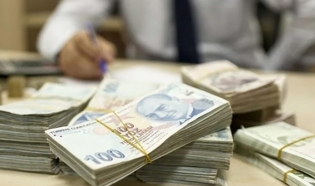 Hazine, 6.4 milyar lira borçlandı
