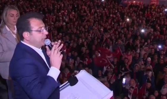 İmamoğlu: Emniyet müdürü kimdir? Emniyet müdürü nasıl bir talimat aldı, polis memuruna nasıl talimat verdi ki kımıldayamadı?