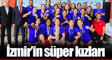 İzmir’in süper kızları