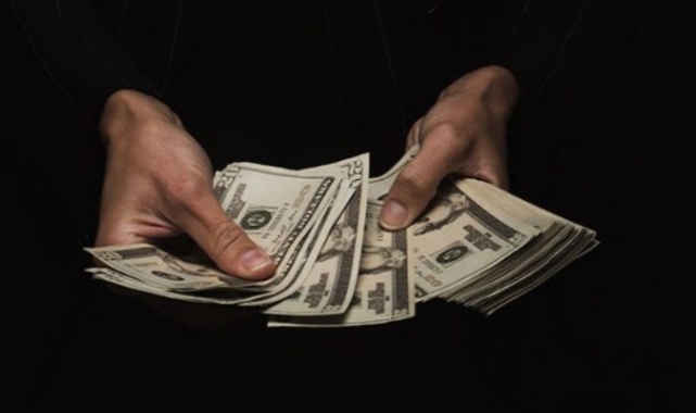 Merkez Bankası son bir ayda piyasaya müdahale için “arka kapıdan” 49 milyar dolar sattı