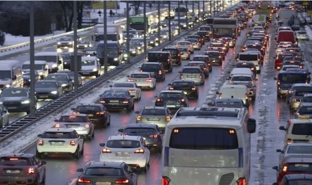 Milyonlarca araç sahibini ilgilendiriyor! Trafik teklif platformu hayata geçiriliyor