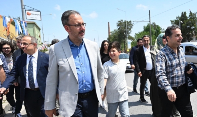 TCG Anadolu İzmir'de yoğun ilgi görüyor