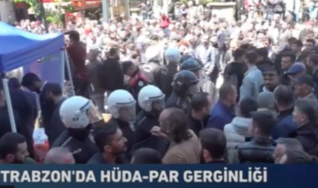 Trabzon’da HÜDA PAR standını çevik kuvvet koruyor
