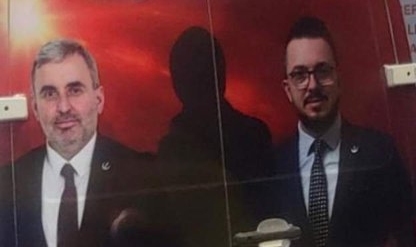 Yeniden Refah Partisi seçim aracında kadın adayın siluetini kullandı... Açıklama geldi