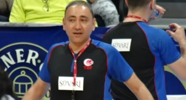 Anadolu Efes-Fenerbahçe Beko maçının hakemi Aytuğ Ekti kariyerine son verdi
