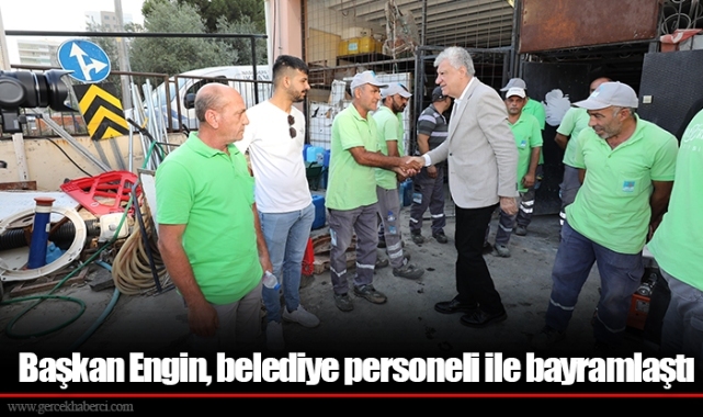 Başkan Engin, belediye personeli ile bayramlaştı