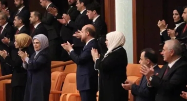 Berat Albayrak ve Burak Erdoğan yemin törenine katılmadı