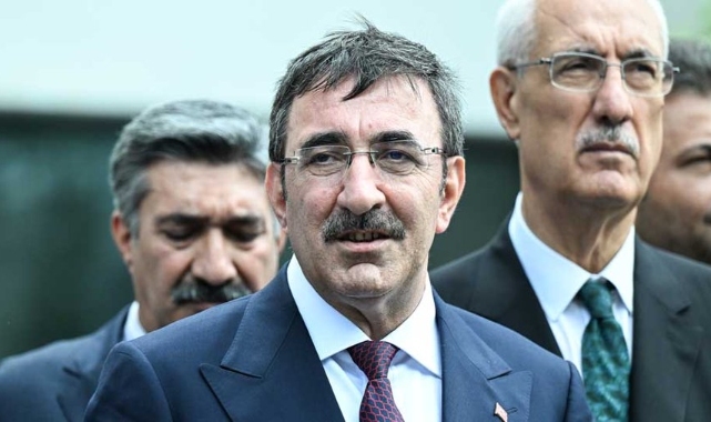 Cumhurbaşkanı Yardımcısı Yılmaz'dan 'asgari ücret' mesajı: Enflasyon vurgusu yaptı