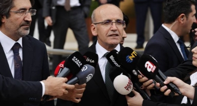 Cumhurbaşkanı Yardımcısı Yılmaz ile Hazine ve Maliye Bakanı Şimşek'ten BAE ziyareti