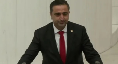 Daha önce yemin metnini hedef alan HÜDA PAR'lı Serkan Ramanlı Meclis'te yemin etti