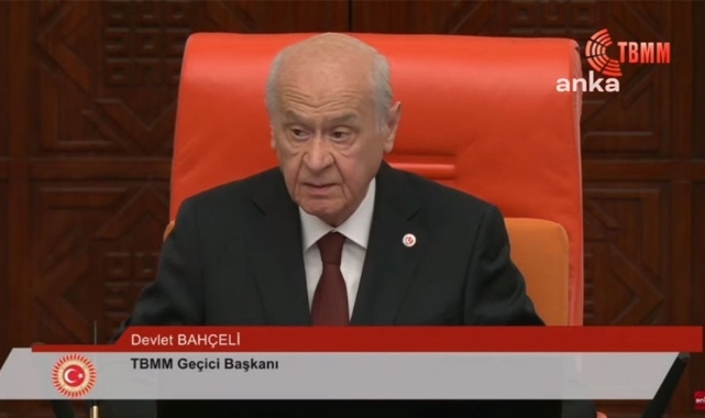 Devlet Bahçeli, Geçici Başkan sıfatıyla ilk yemini gerçekleştirdi
