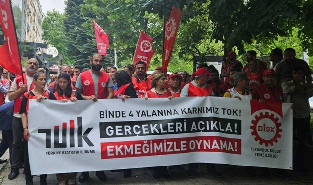 DİSK'ten TÜİK önünde açıklama: Hukuka uygun davranın gerçekleri açıklayın!