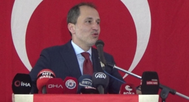 Fatih Erbakan'dan iktidarın politikalarına eleştiri: Devletin görevi sadaka dağıtmak değildir