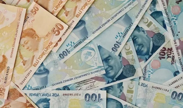Hazine 1,3 milyar TL borçlandı