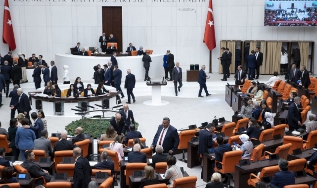 HÜDA-PAR da ayrıldı, Meclis’te parti sayısı 16 oldu