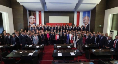 Kılıçdaroğlu, partisinin 28. Dönem vekilleriyle bir araya geldi