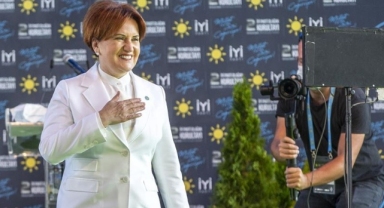 Meral Akşener, yeniden genel başkan seçildi