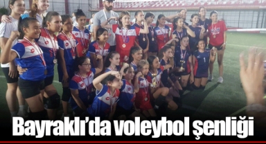 Bayraklı’da voleybol şenliği