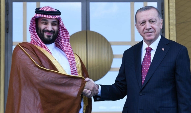 Bloomberg: Erdoğan, 25 milyar dolarlık yatırım için Körfez turuna çıkacak